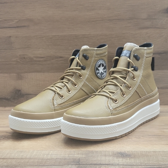 Converse Tan High-Top Sneakers Size Womens 8.0. - Picture 1 of 16
